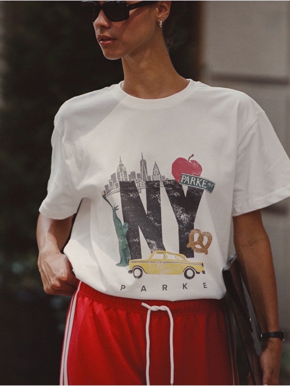 PARKE EXCLUSIVE NY Graphic Tee in White - S/M